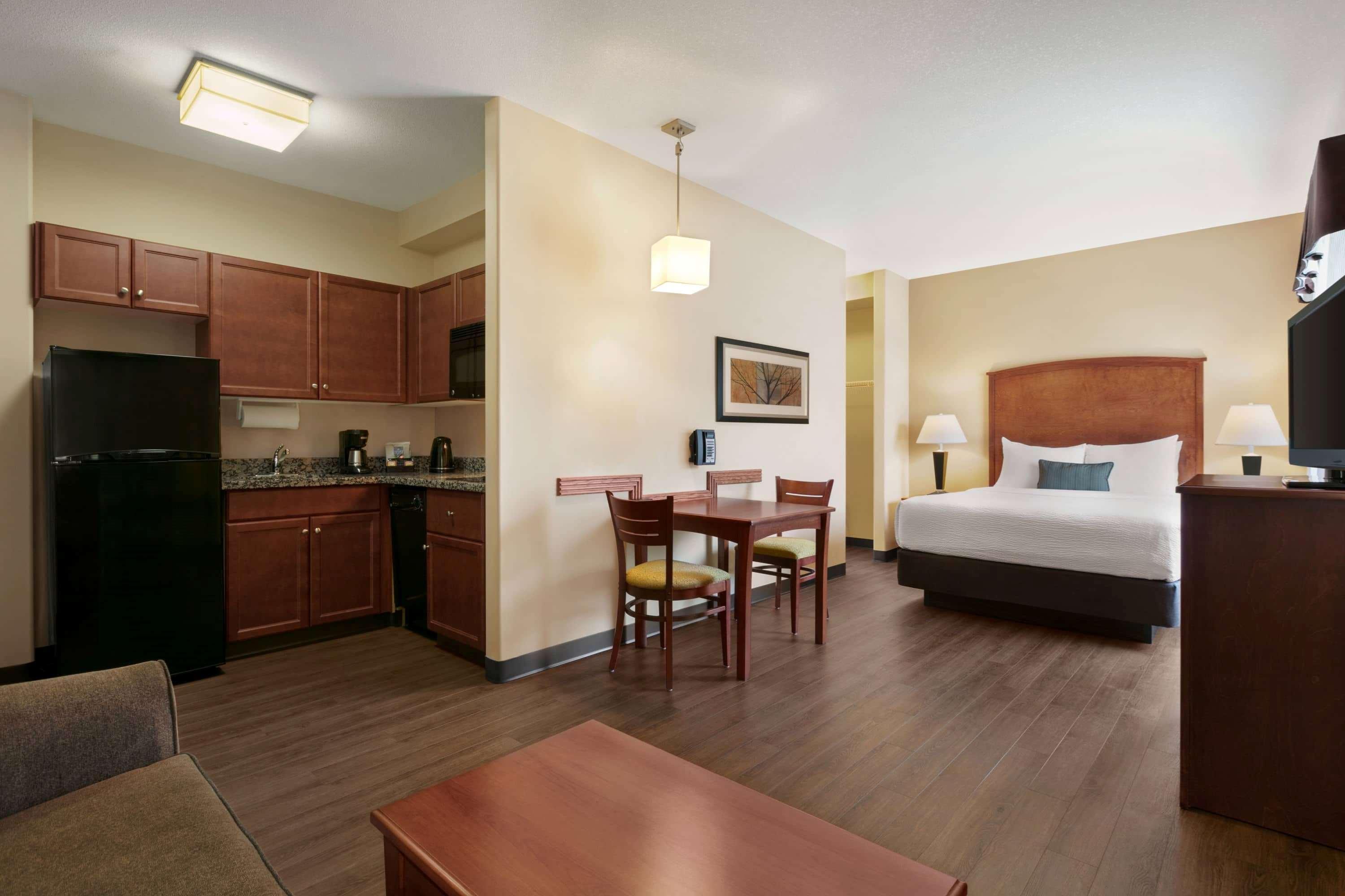 Days Inn & Suites By Wyndham Sherwood Park Edmonton Exteriér fotografie